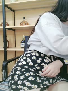 美剧高压监狱满天星免费观看插尿道露脸对白姿态百变